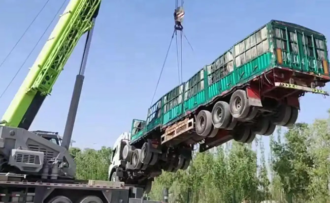 长阳道路脱困救援案例